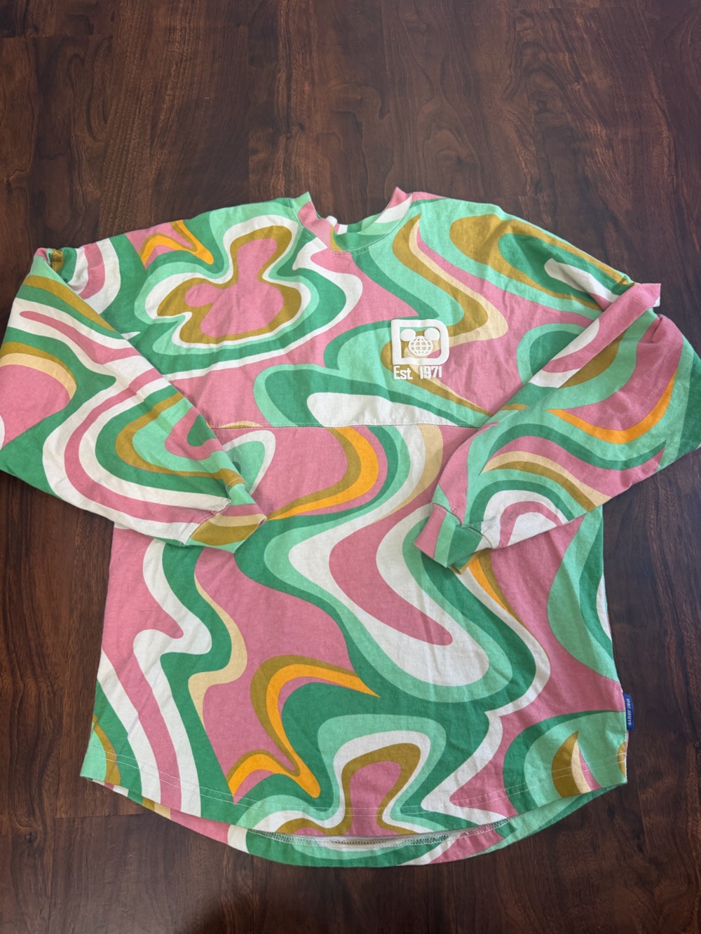 Walt Disney World Swirl Retro Spirit Jersey Puff Print Logos Pink & Green